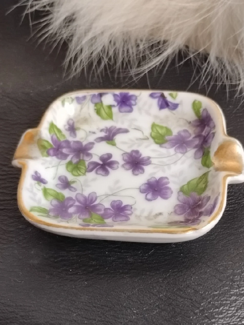 Vintage Porcelain Trinket Tray with Purple Floral and Gold Trim - Picture 3 of 5